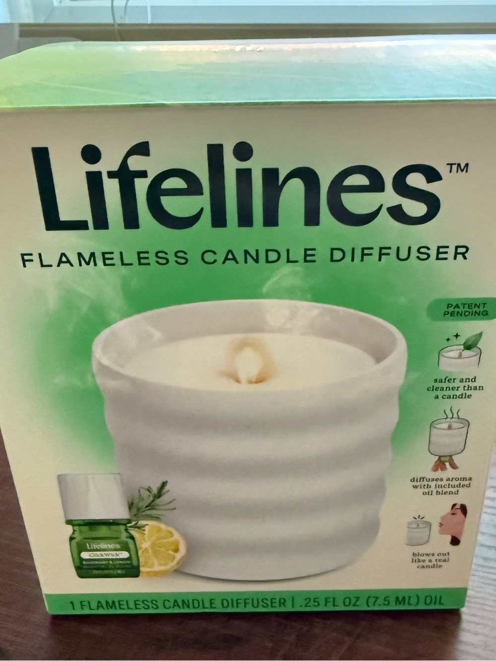 Lifelines White Flameless Candle Diffuser - Herbal Garden Scent *NIB